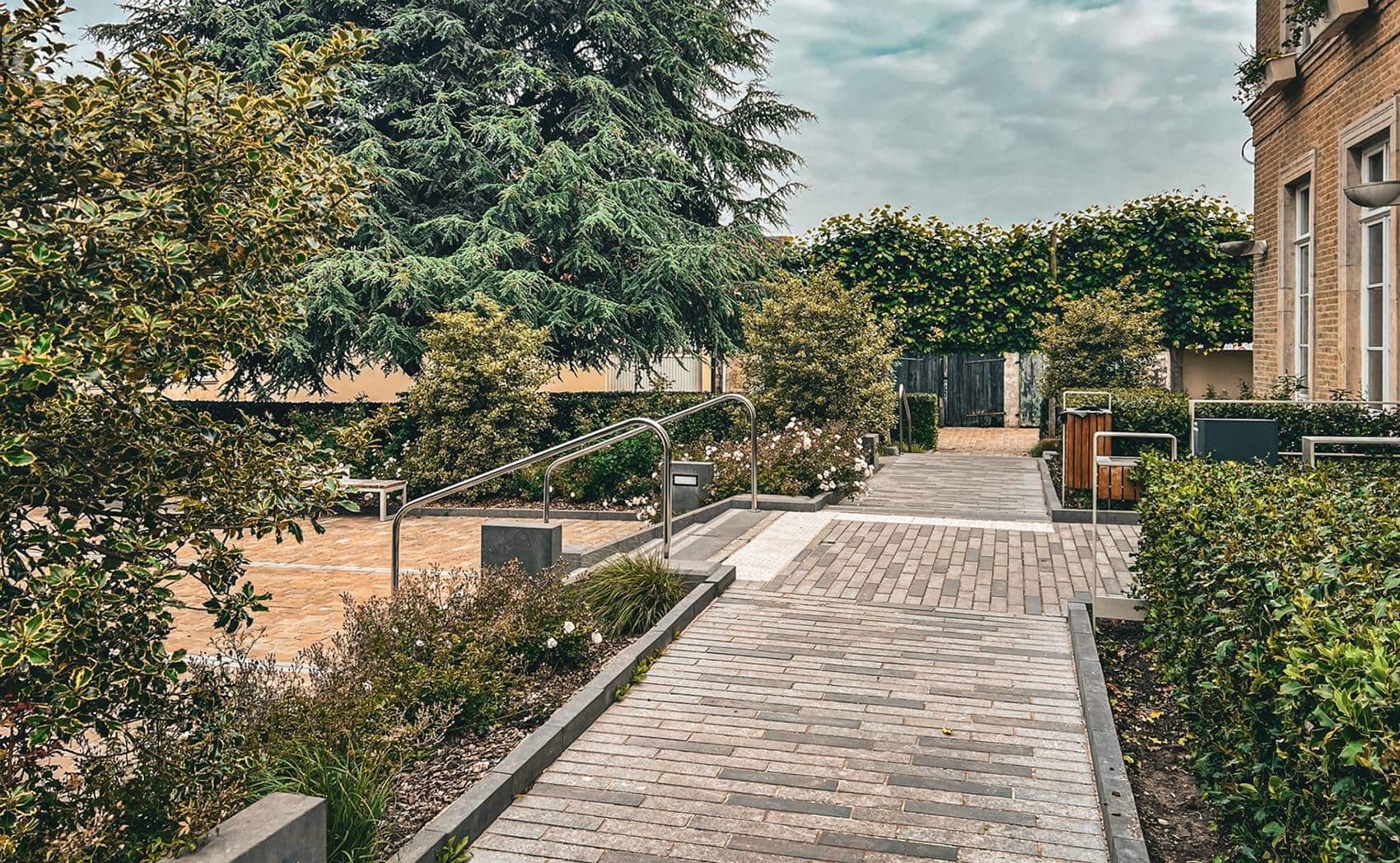 amenagement-place-parvis-cote-opale-ardres (7).jpg